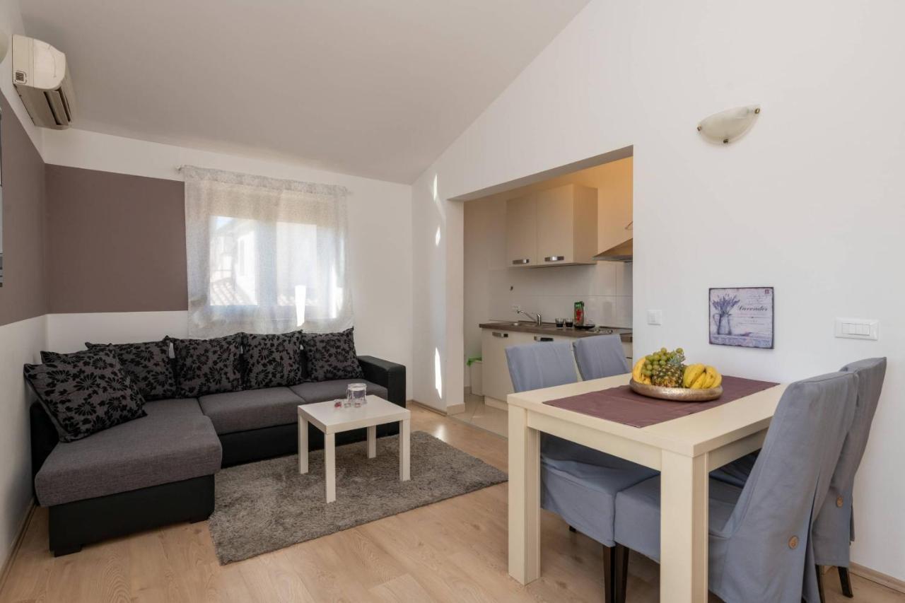 Apartmani Jana Poreč Zewnętrze zdjęcie