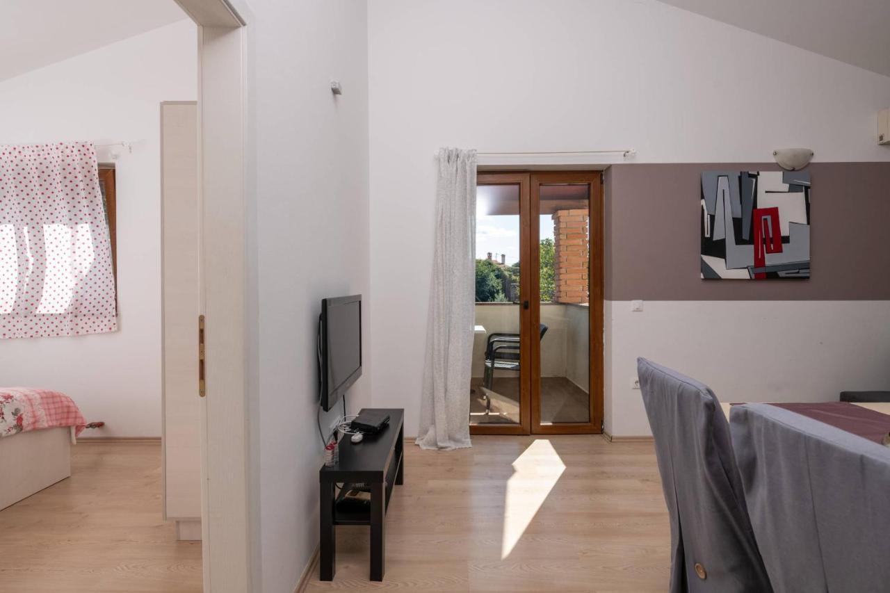 Apartmani Jana Poreč Zewnętrze zdjęcie