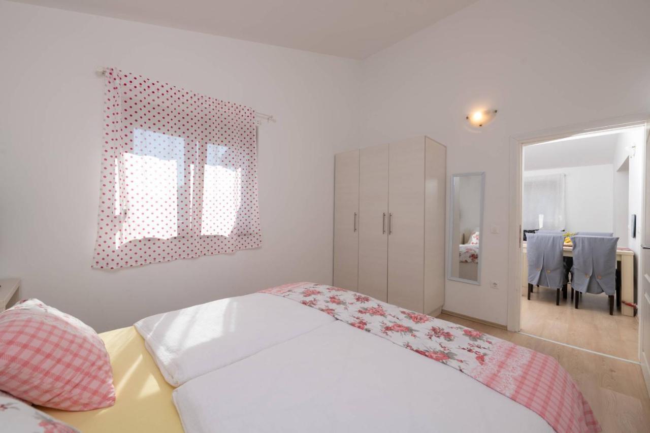 Apartmani Jana Poreč Zewnętrze zdjęcie